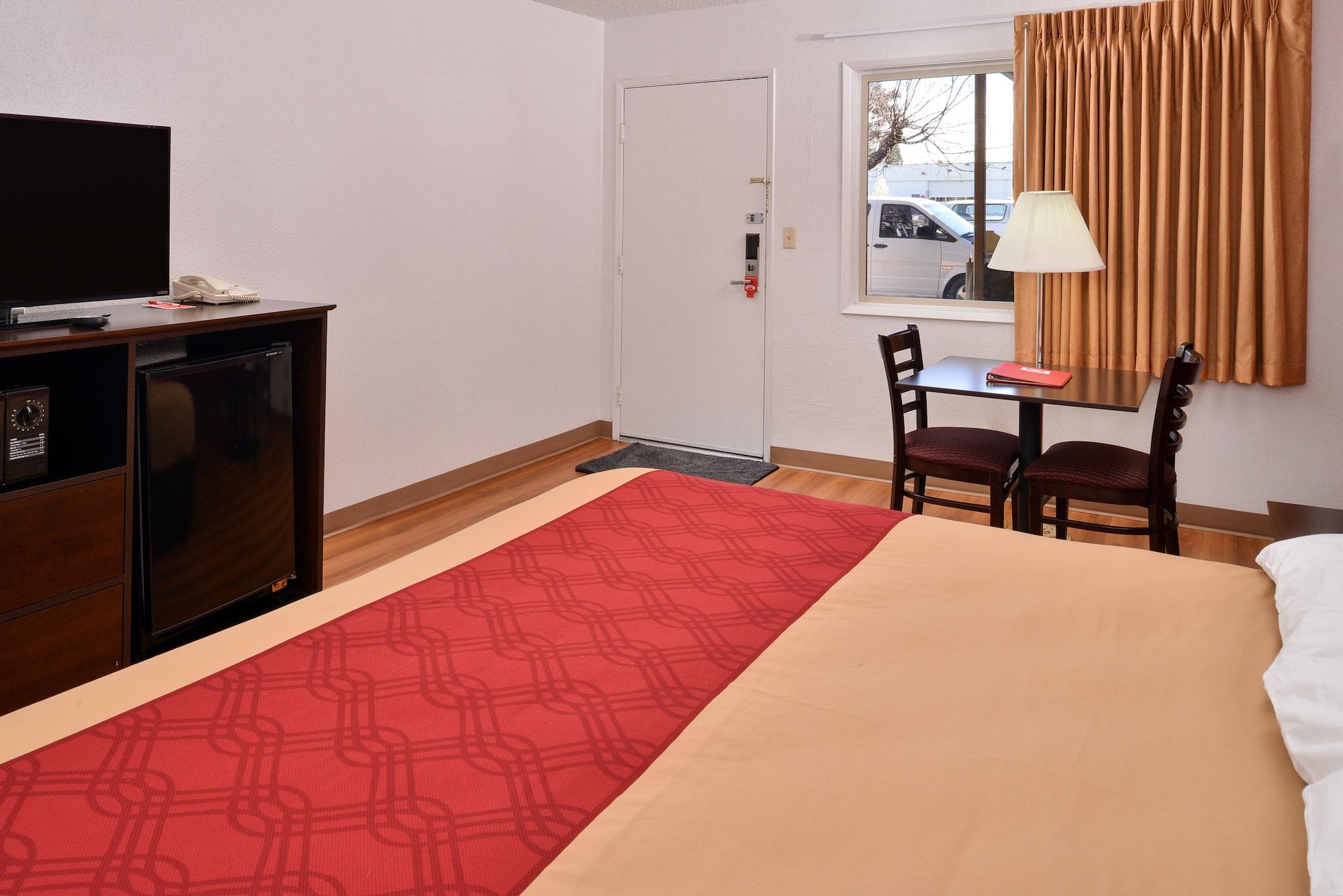 Bend Inn & Suites Esterno foto