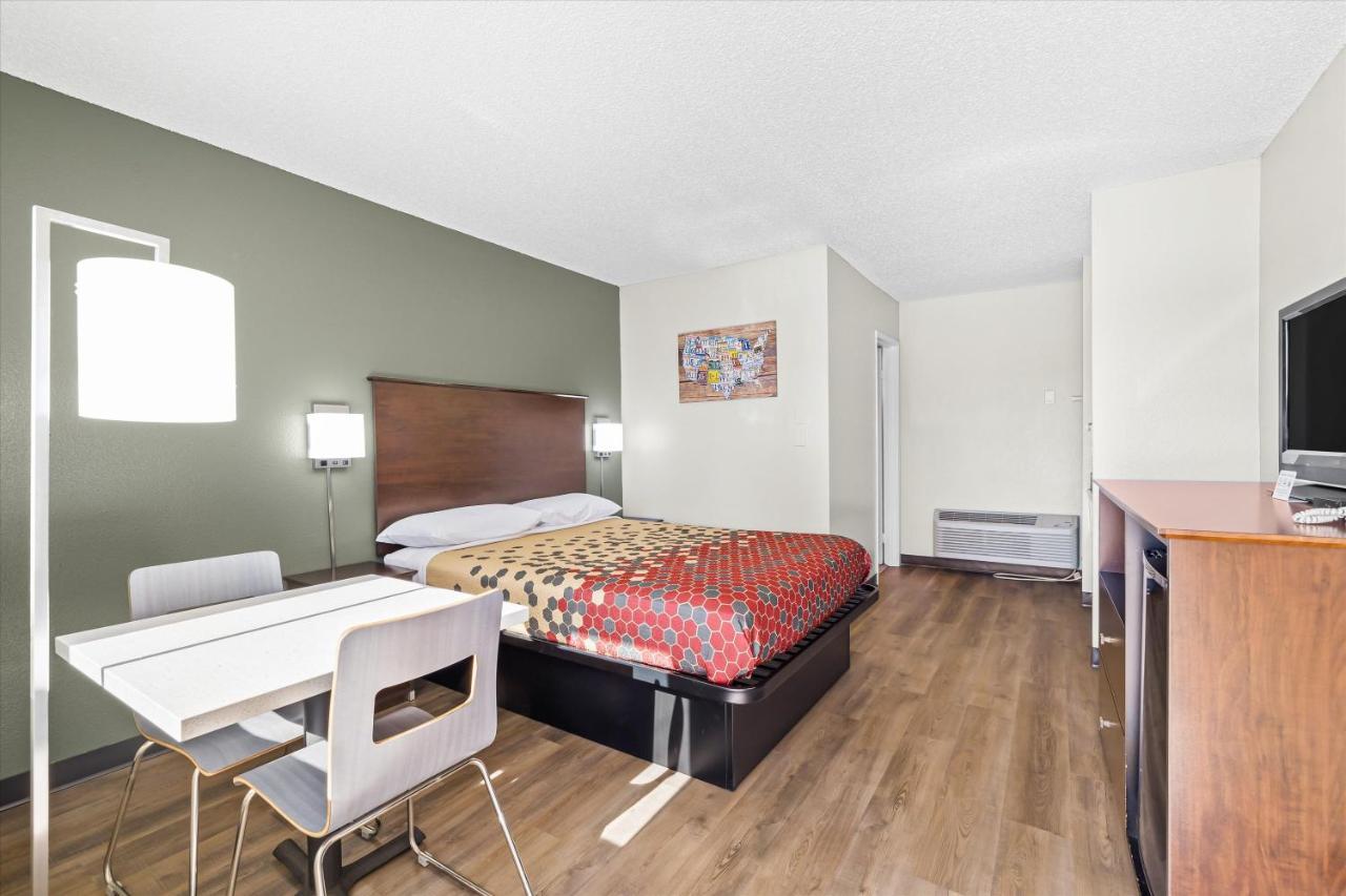 Bend Inn & Suites Esterno foto
