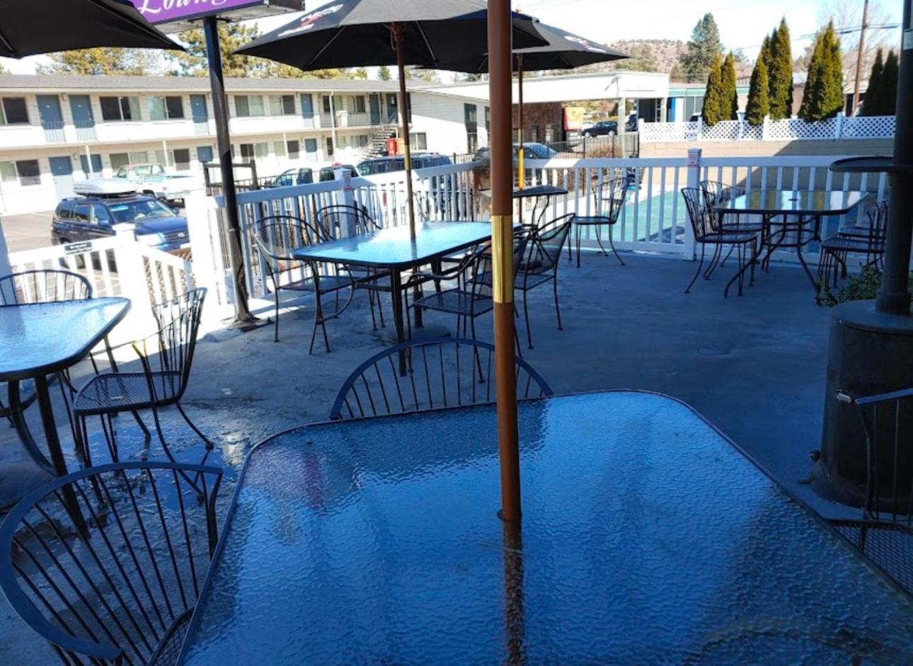 Bend Inn & Suites Esterno foto
